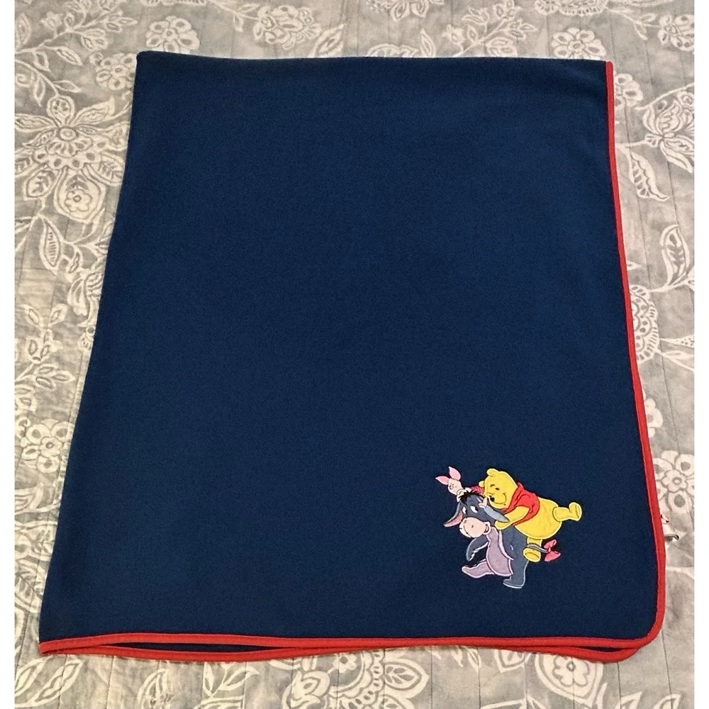 Vintage iDisney Store Winnie the Pooh Eeyore Piglet Blue Fleece Blanket 50x60